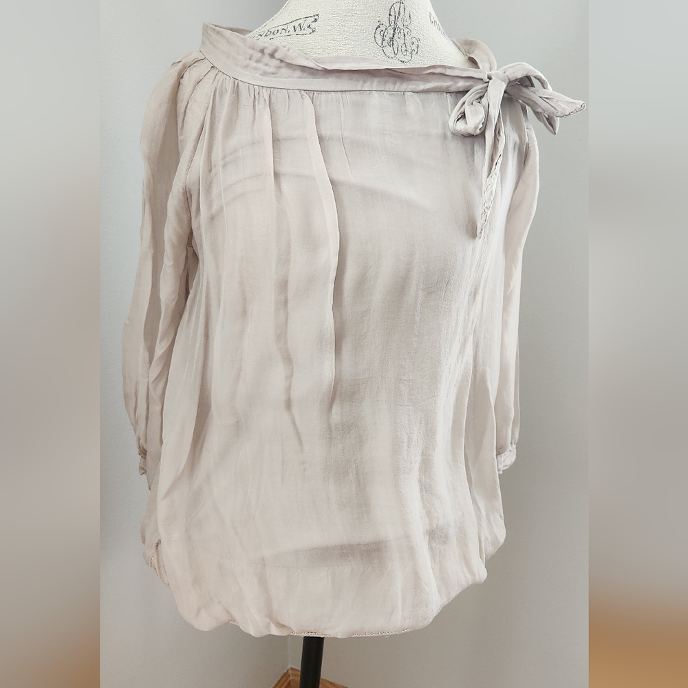 H TREND Made in Italy!!! silk long sleeve blouse in size S